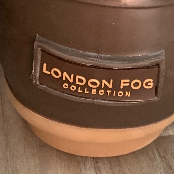 Brand new London Fog Seth Duck Boots.